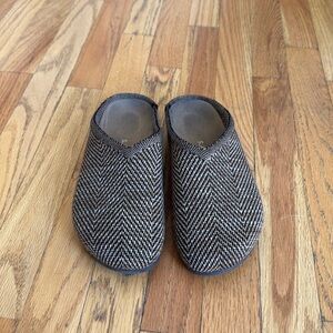 Rothy’s casual clogs